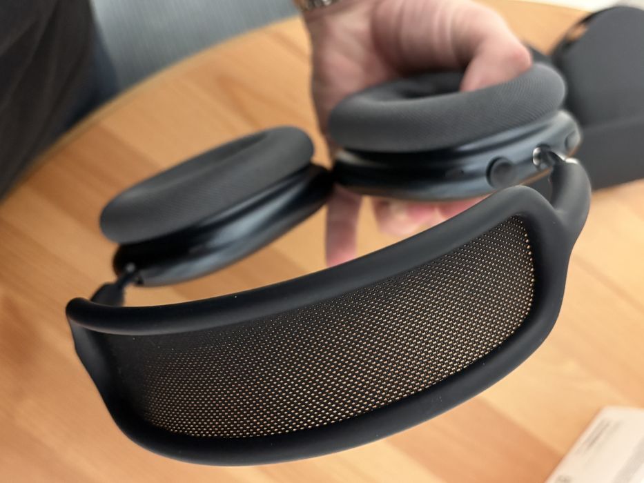 Airpods Max Usb C  as new