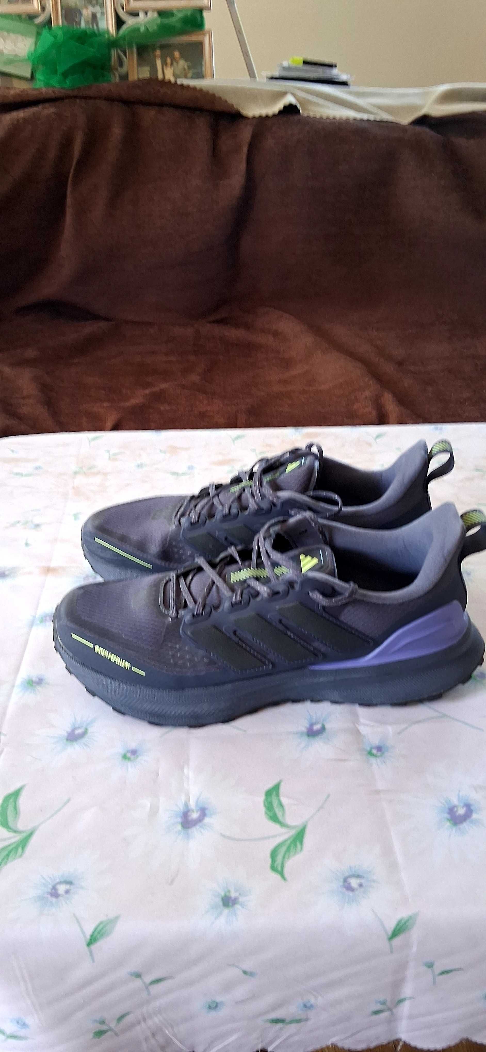 Маратонки ADIDAS , номер 43 1\3