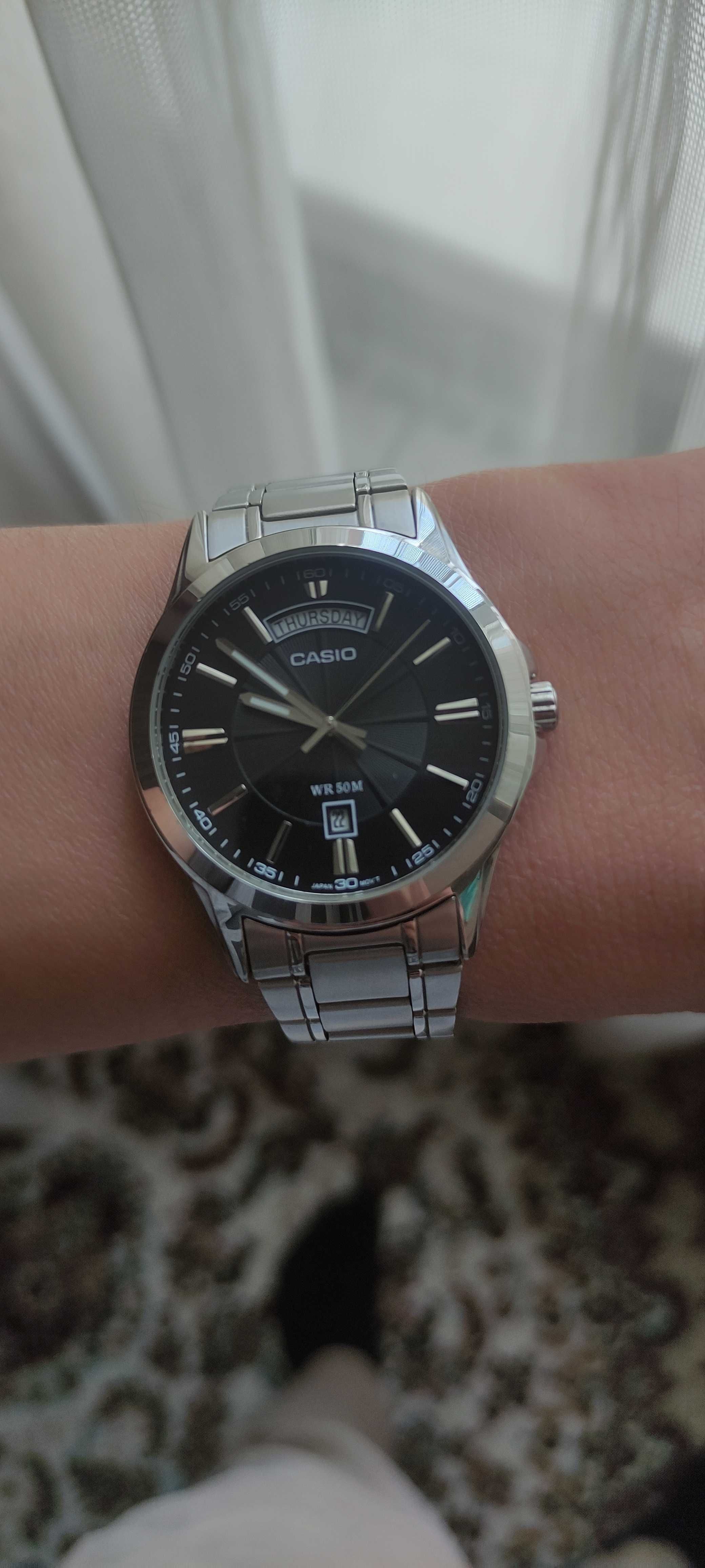 Часы Casio, оригинал, в отличном состоянии