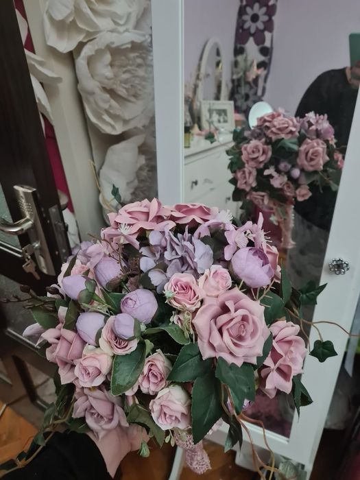 Vand Buchet  nou de mireasa din flori artificiale