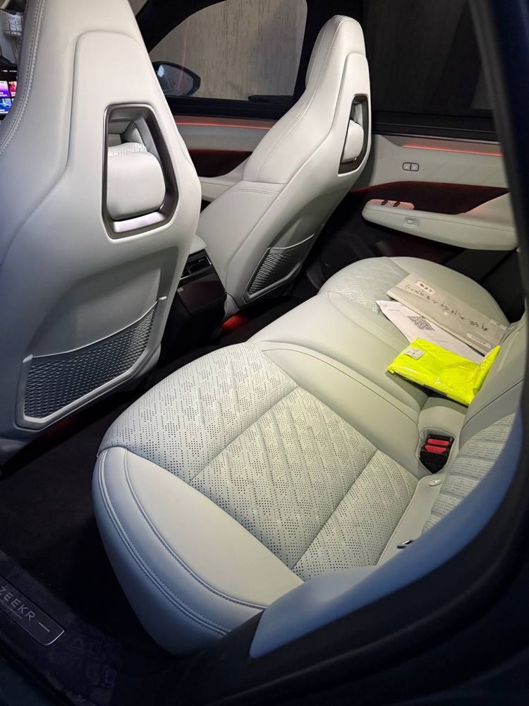 Zeekr 001 Z Sport Restayling 2025 Yashil,Зеленый
