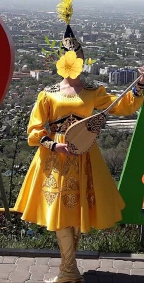 Продам Национальный казахский  костюм для девочки