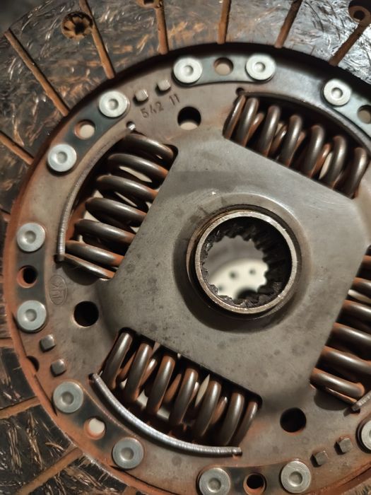 Съединител и маховик Опел Астра Г 2.0дизел 101коня