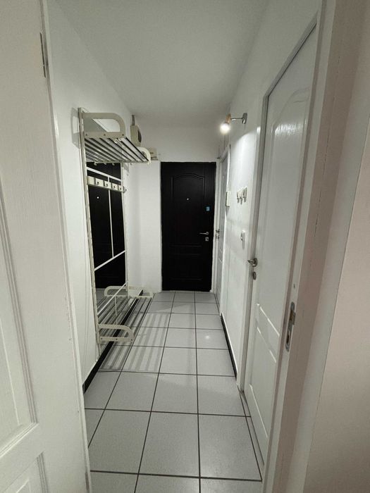 PROPRIETAR vând apartament 2 camere pe Calea București