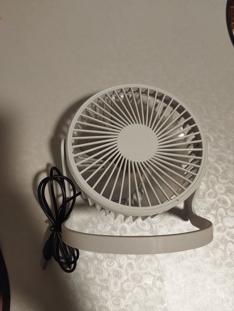 Ventilator cu USB