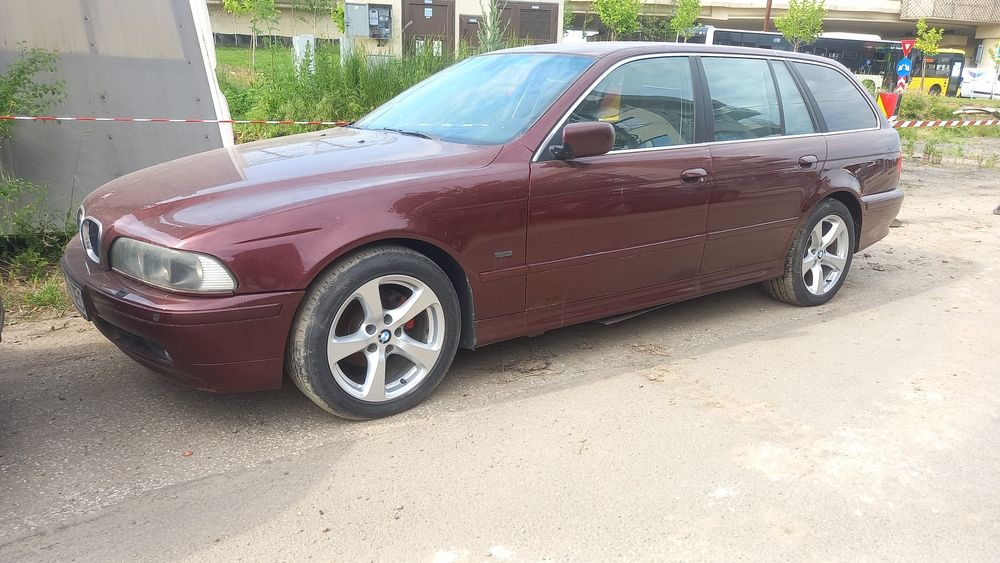 BMW E39 2000 diesel din 2000 an fabricație cutie manuala motor defect