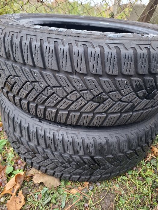 Vand anvelope.  Mai multe dimensiuni si marci