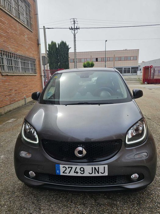 Smart fourfour 2017