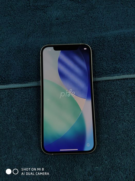 iPhone 12 за части