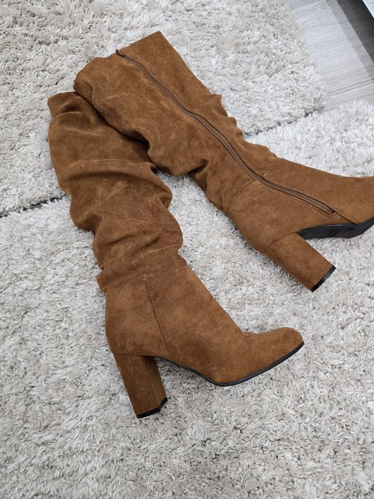 Велурени кафеви ботуши