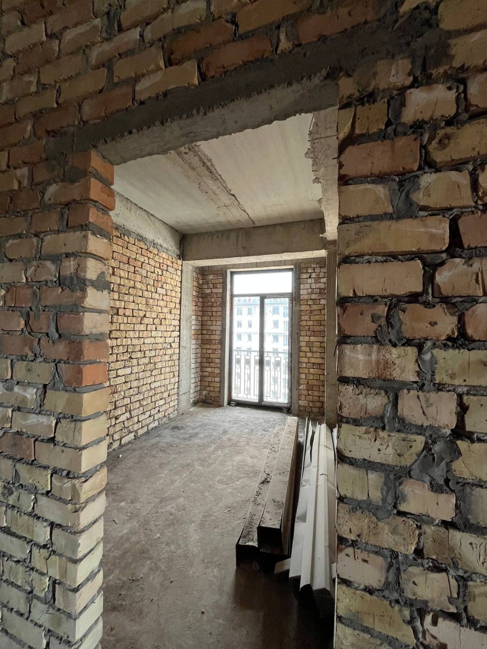 Продаётся 4-комнатная квартира в ЖК Qorasuv Residence