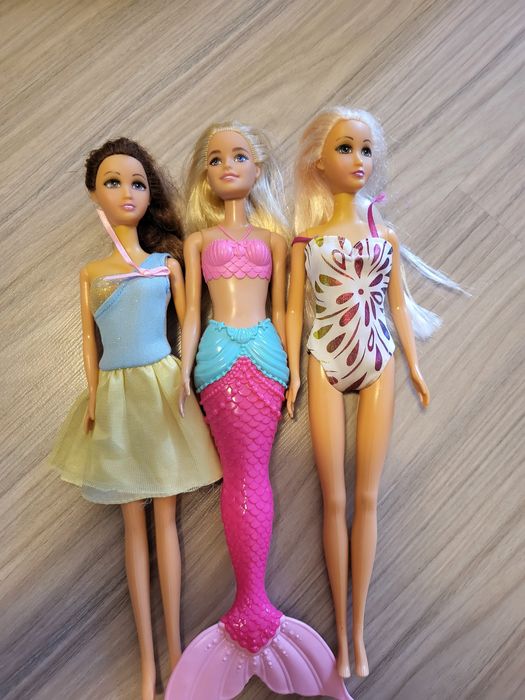 2 броя кукли и една русалка