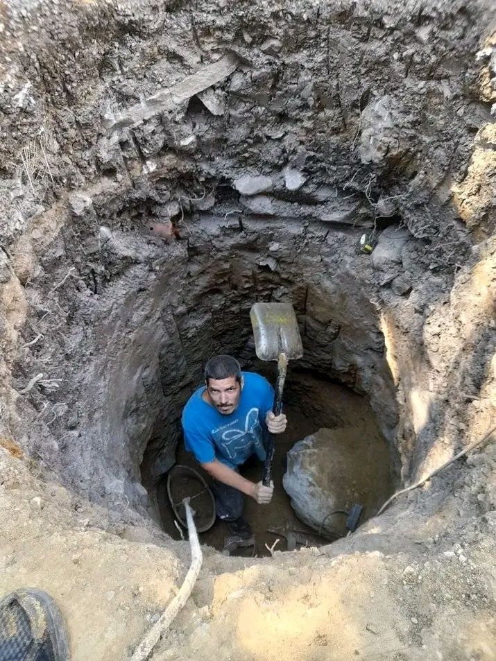 Изкопи На Ръка На Труднодостъпни Места.