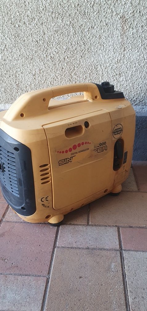 Generator curent invertor kipor 2000w