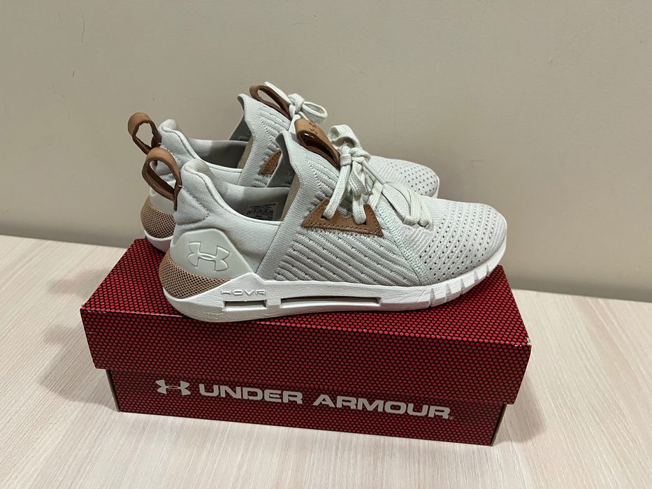Обувки Under Armour 37,5 HOVR SLK EVO