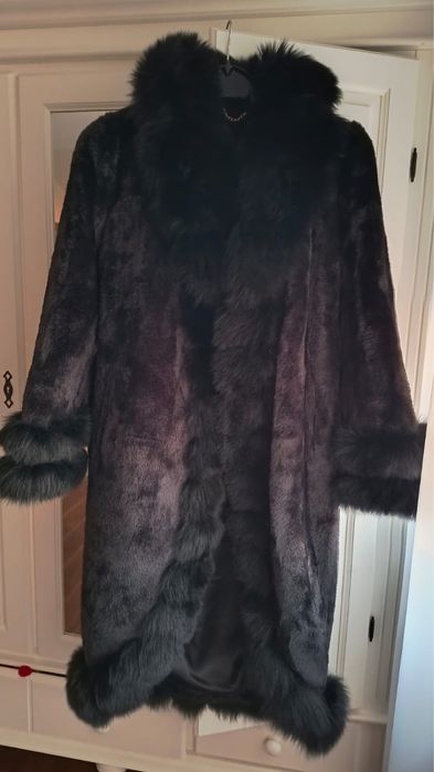 Palton Negru din vulpe