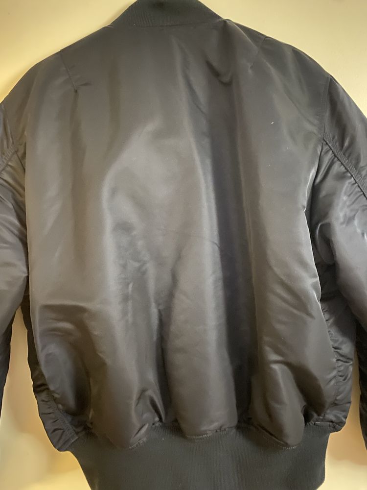 Alpha industries яке тип бомбър