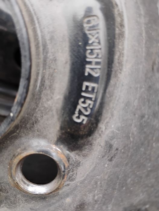 Гуми Firestone 195 65 25 Dot 23 и джанти за Форд фокус 4x108