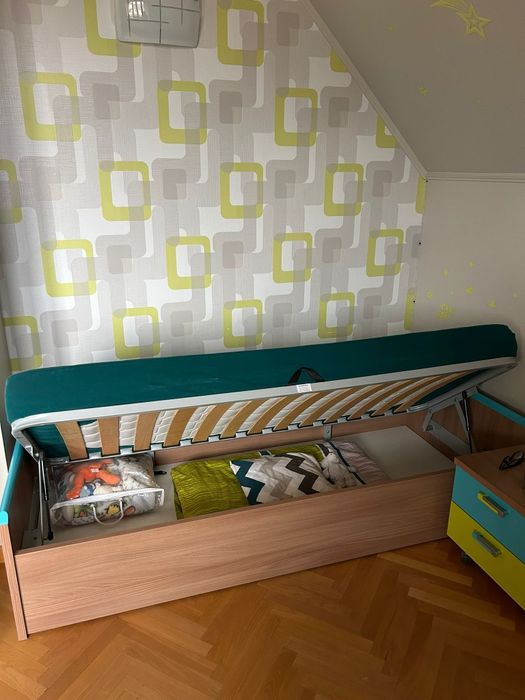 Pat de o persoana cu saltea dormeo