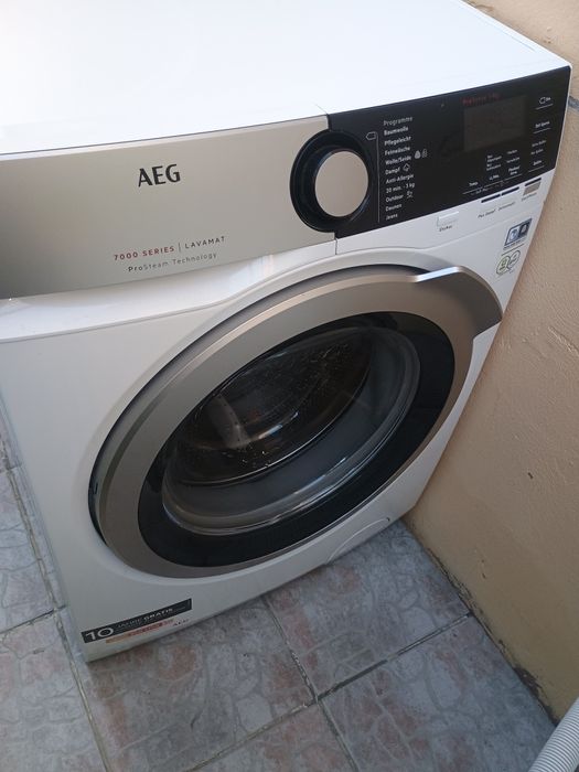 Mașină de spălat rufe clasa AA ++ AEG serie 7000