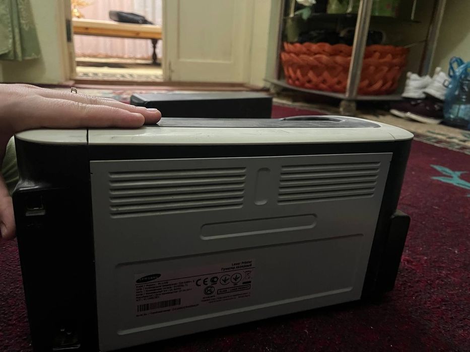 Samsung printer holati yaxshi komputer yoʻqligi uchun sotilayabdi