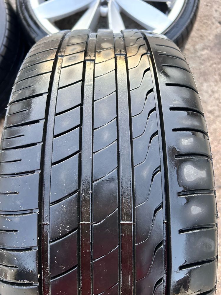 Jante lugano r line 235/35/19
