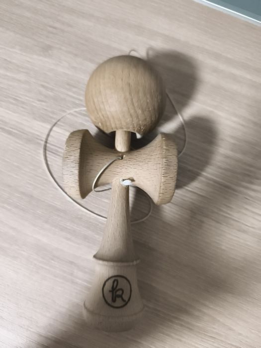 Kendama europe play one cupe mari