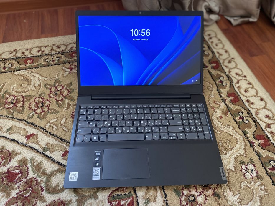 Ноутбук Lenovo core i5-1035G1 Озу 8 гб