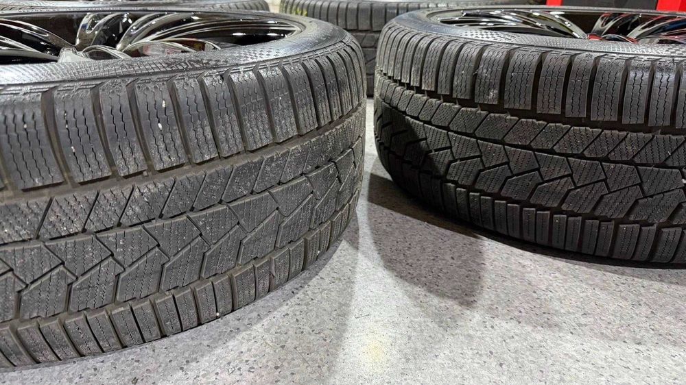 4 броя оригинални джанти 20'' със зимни гуми