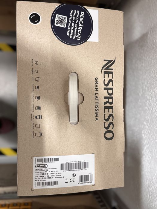 Aparat cafea Nespresso Gran Lattissima nou + cadou capsule