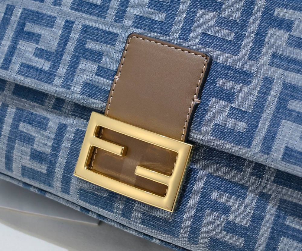 Дамска чанта Fendi топ модел