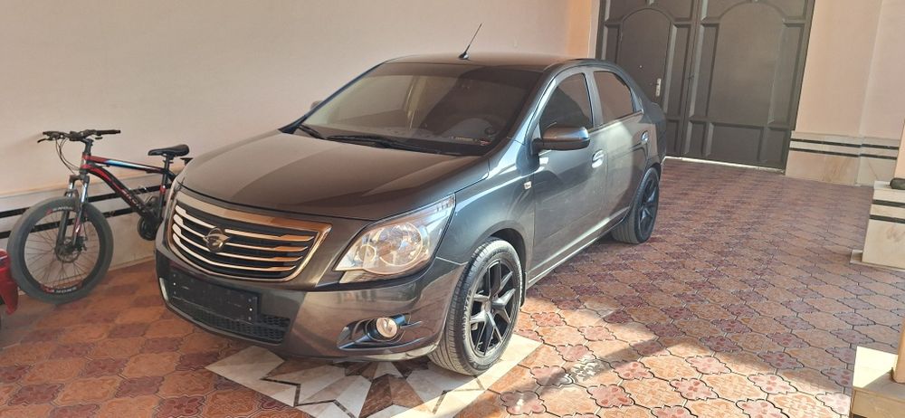 Продаётся автомобиль