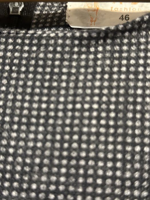 Rochita din stofa de lana, marinea L