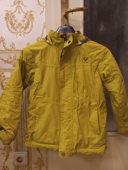 Детски якета и скиорско яке с размер за 7 год и 128 см