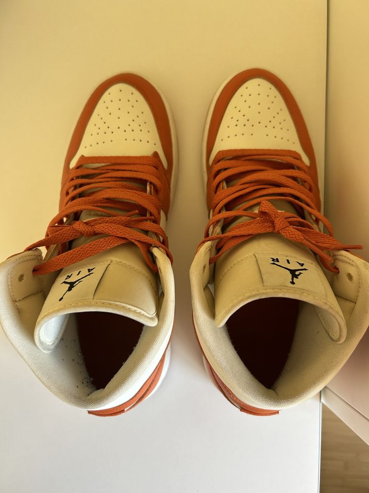 Jordan 1 spot spice