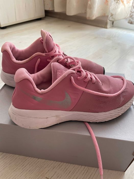 Летни оригинални маратонки Найк