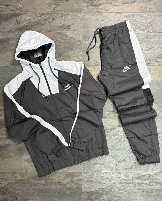 Мъжки Екипи Lacoste