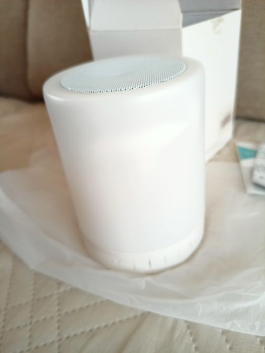 Boxă bluetooth wireless Wink S17A cu lumini led.