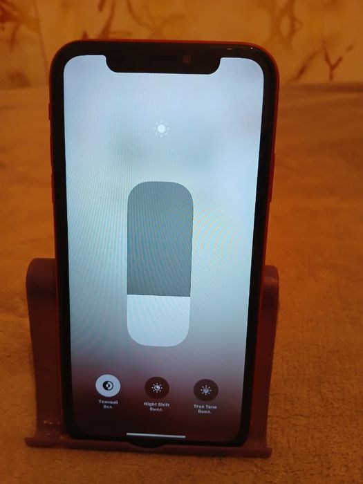 iPhone XR продам