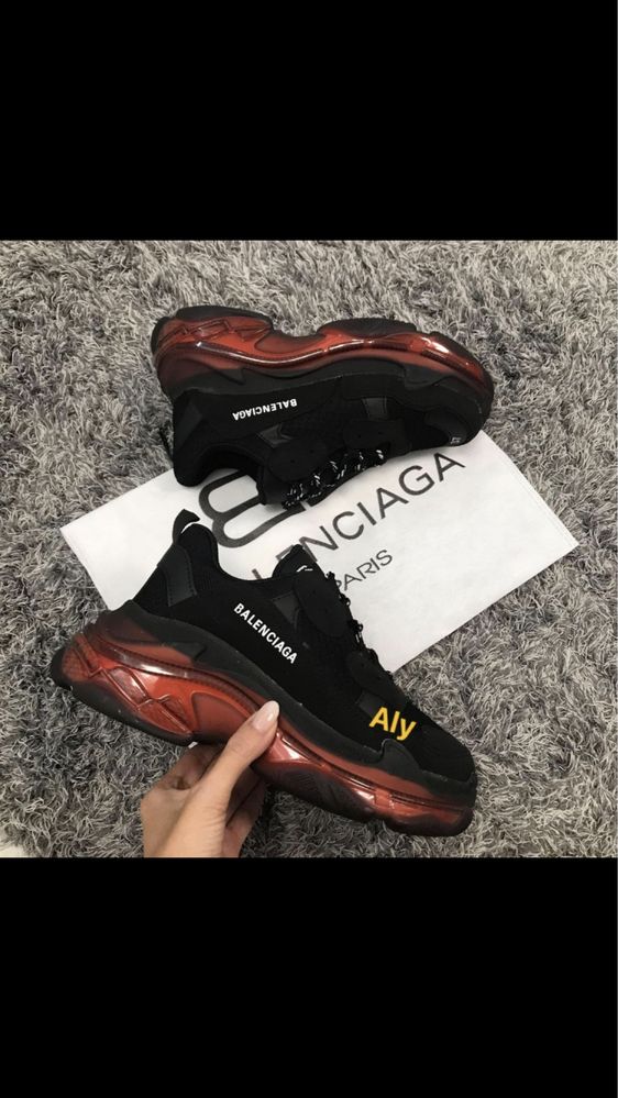 Balenciaga Triple S