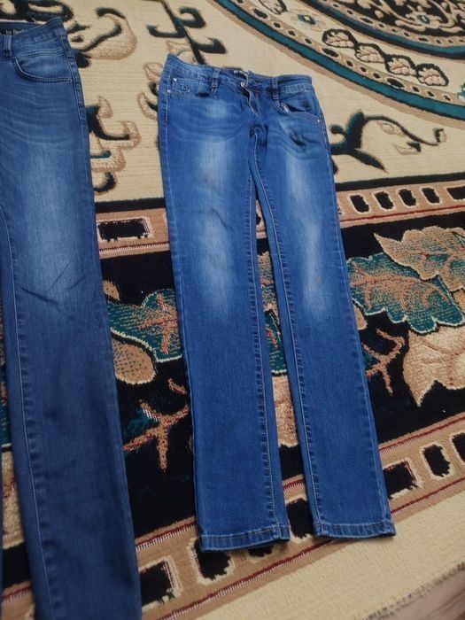 Продаётся подрасковые женские джинсы фирменные очень хорошего качества