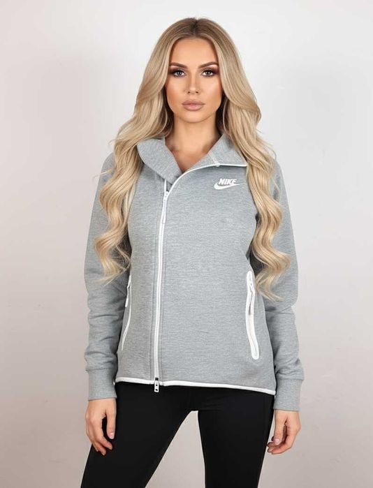 Nike Tech Fleece Cape - Оригинално дамско горнище размер M