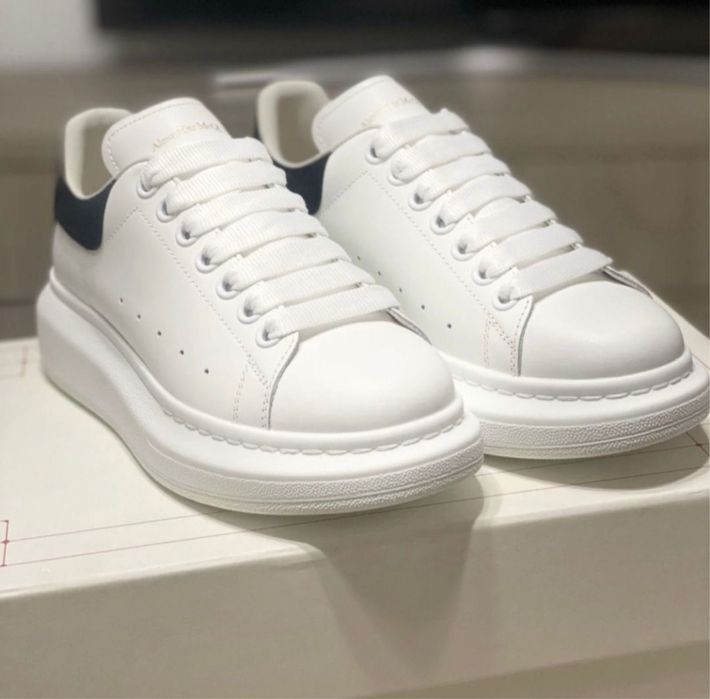 Vand Adidasi Alexander McQueen piele marimea 40 41 42 de barbati