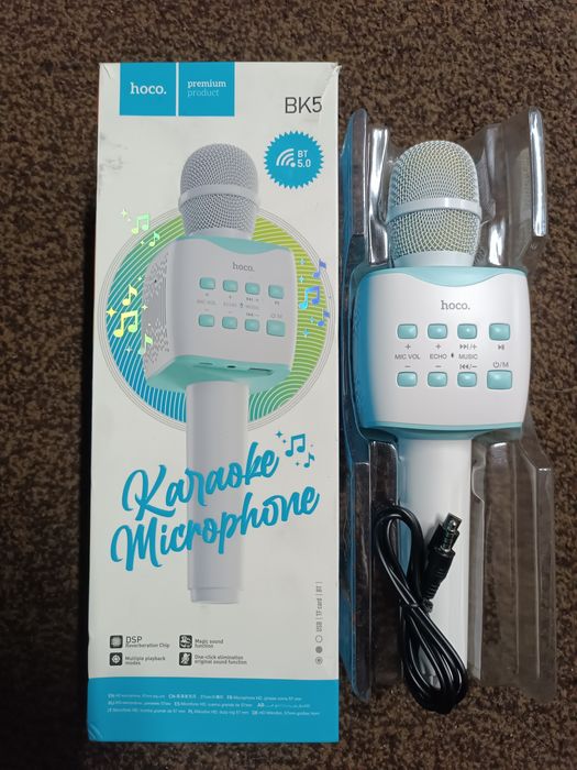 Микрофон караоке.