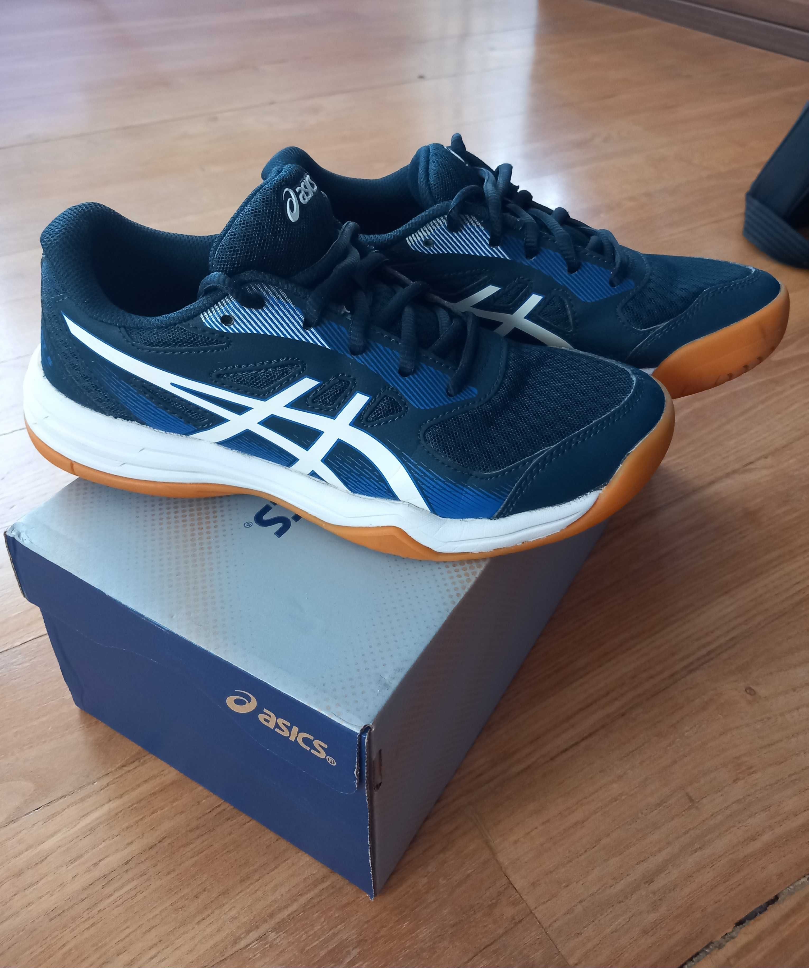 Оригинални маратонки Asics за волейбол 37 н.