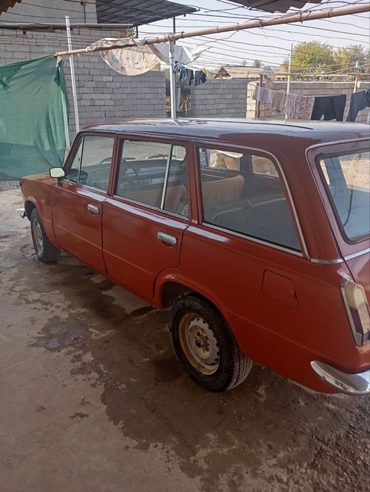 Ваз2102 сотилади