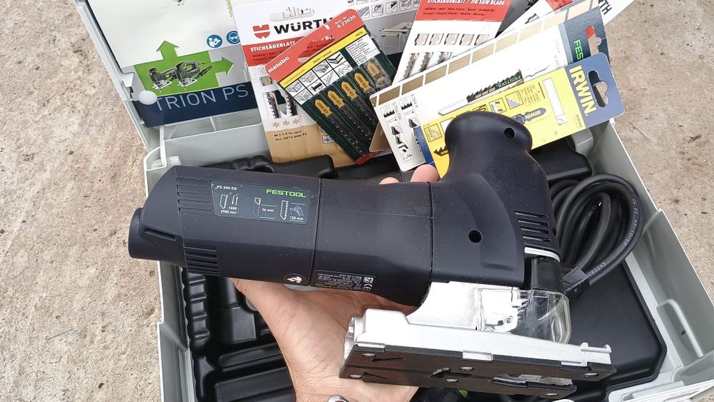 Fierastrau pendular. Soricel.Festool ps 300 eq cutie cu multe panze