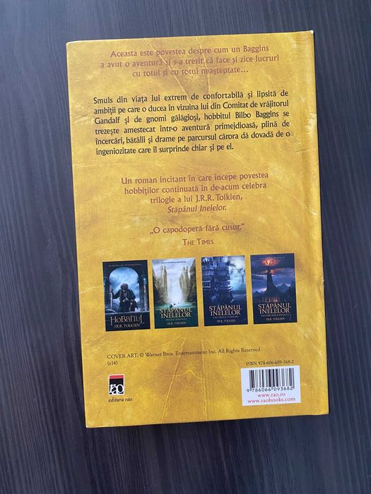 Hobbitul de J.R.R. Tolkein