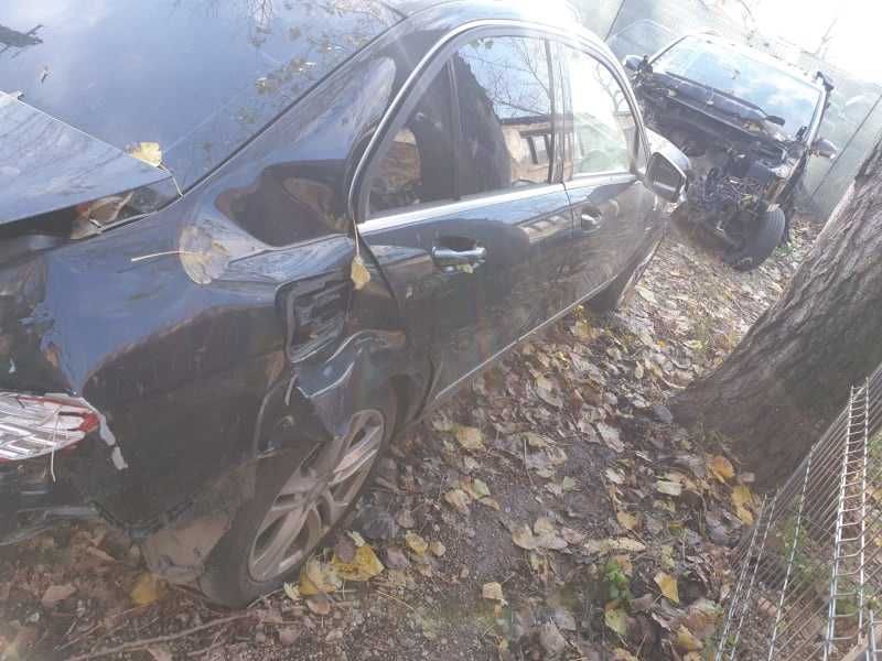 Dezmembrari Mercedes-Benz C-Class w204 facelift 2.2 CDi 136 cai