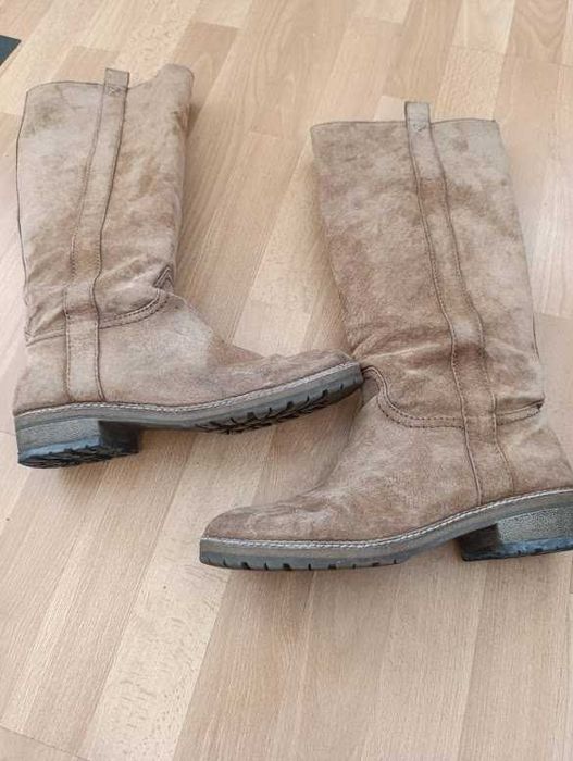 Нови високи ботуши 41-42номер за пухкаво краче
